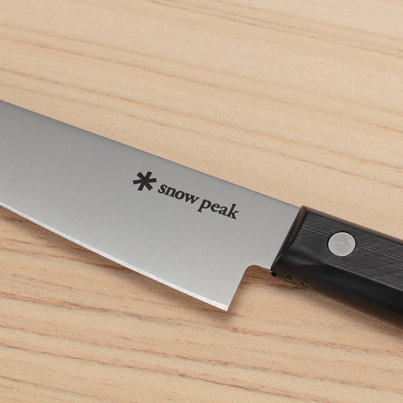 Snow Peak Outdoor Cutting Board and Knife Set