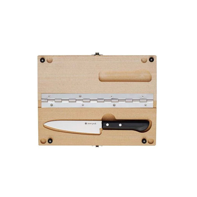 Snow Peak Outdoor Cutting Board and Knife Set