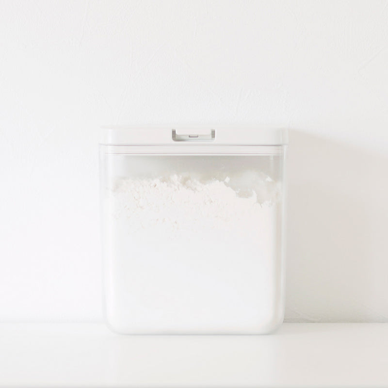 MARNA Good Lock Moisture-proof Flour Box 2L