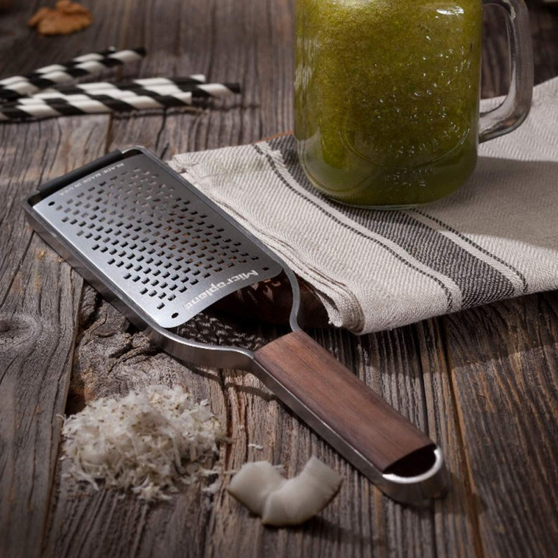 Microplane Master Series Coarse Cheese Grater 